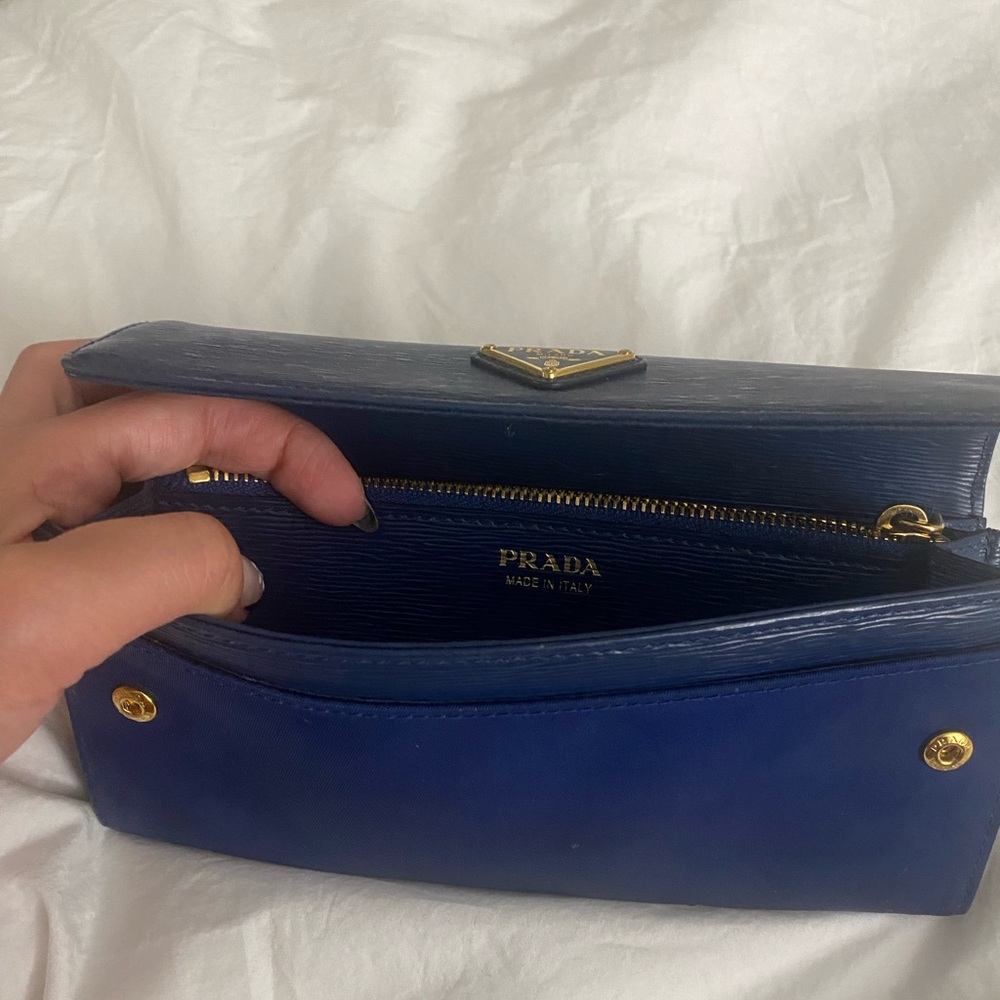 Prada Navy Blue Leather Triangular Logo Wallet - Picture 3 of 5